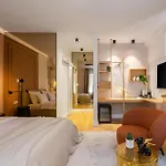 Golden Gate Deluxe - Unique Unesco Location 4* 斯普利特