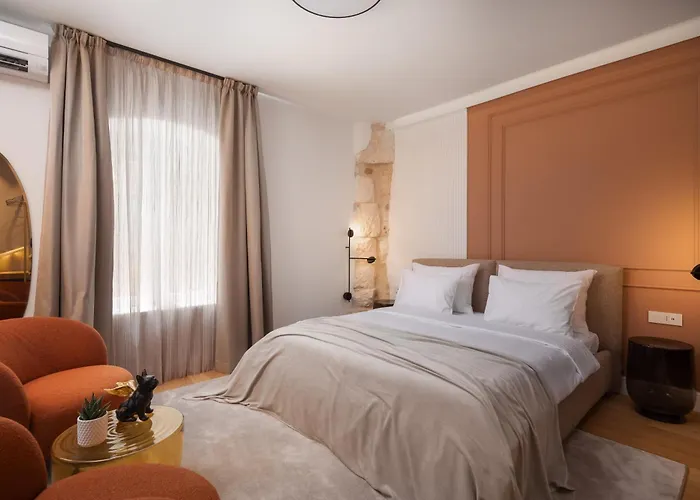 Guest house Golden Gate Deluxe - Unique Unesco Location 4*