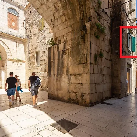 בית הארחה Golden Gate Deluxe - Unique Unesco Location 4*