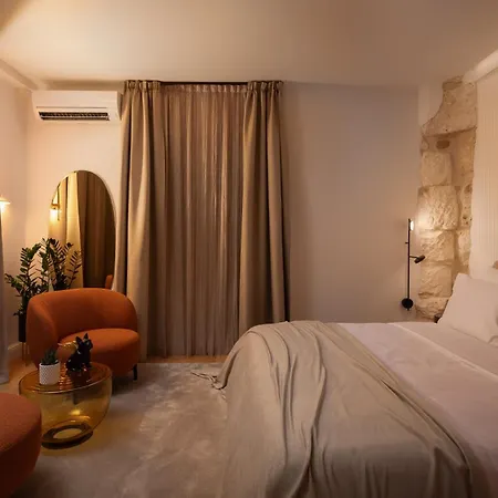 בית הארחה Golden Gate Deluxe - Unique Unesco Location